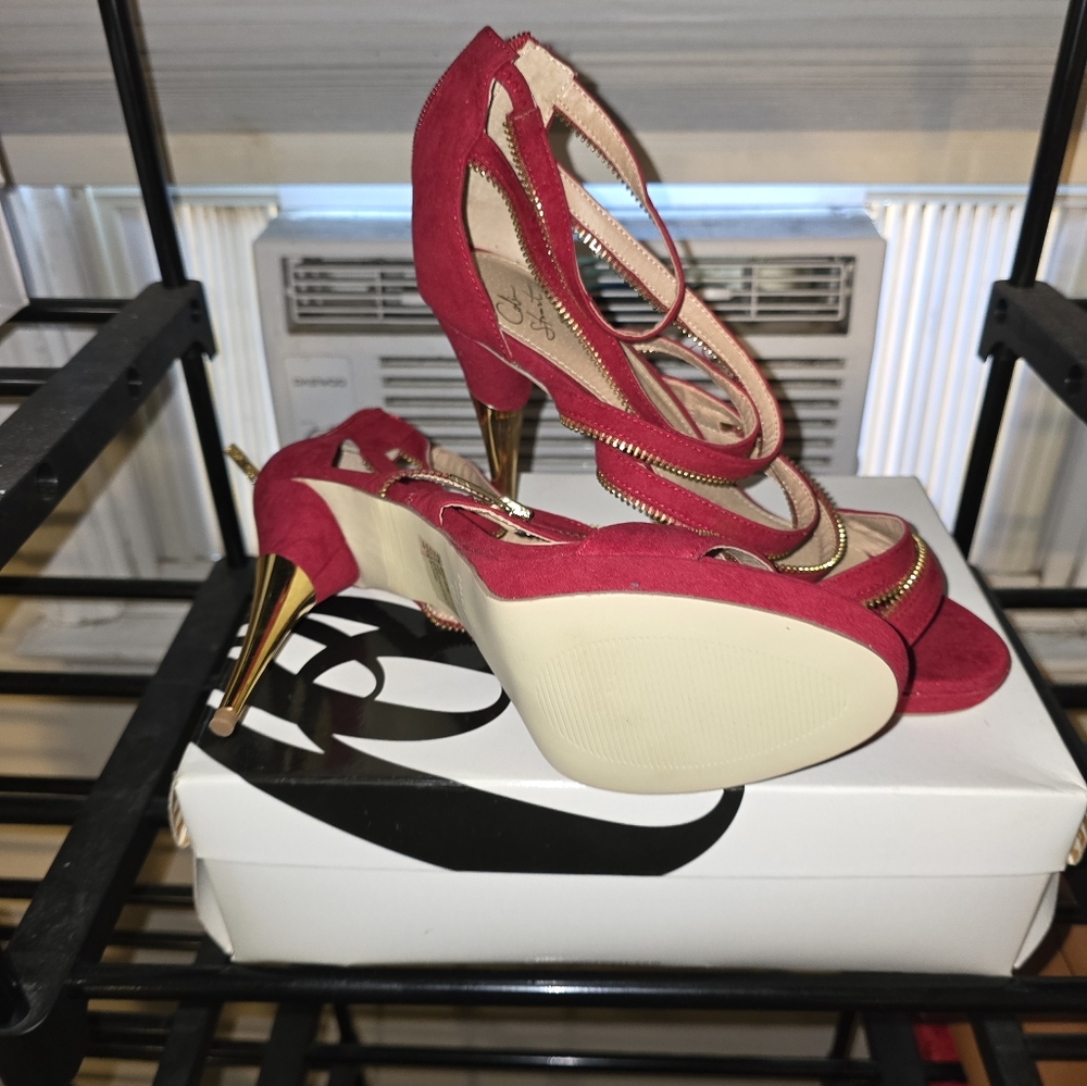 Shoes - Picture 2 of 2